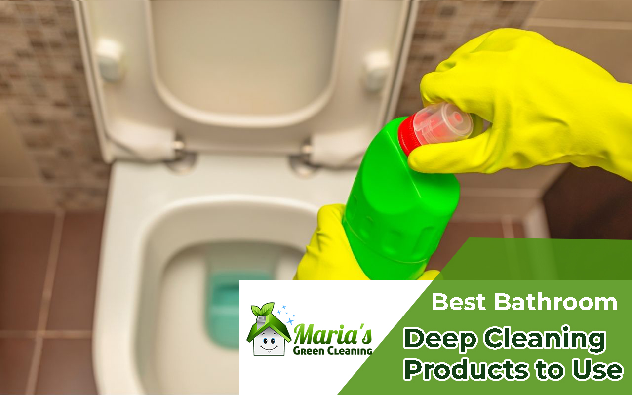 Natural toilet bowl cleaner next to a clean toilet.